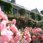 世界の春の絶景：7位：フランス モネの家に咲く春の花
